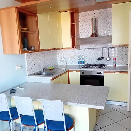 Terrazzo Sul Blu, Three-room With A Stunning Sea View Finale Ligure